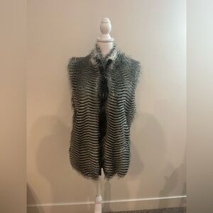 3/$25 NWT Catherine Lillywhite’s Faux Fur Striped Vest